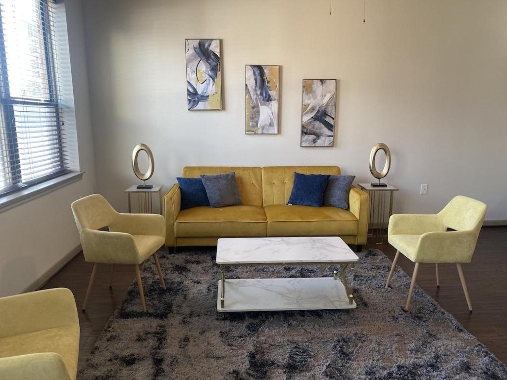 شقة Luxe Getaway Astros Nrg Galleria هيوستن المظهر الخارجي الصورة
